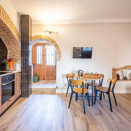 The Nest Masia Tiranasi Relajate Y Disfruta Escapada Con Encanto Cerca De Barcelona-