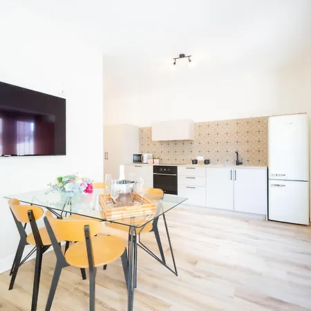 The Nest Masia Tiranasi Relajate Y Disfruta Escapada Con Encanto Cerca De Barcelona- Apartment