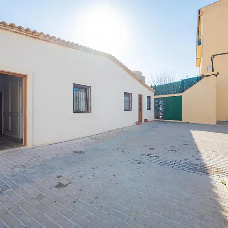 The Nest Masia Tiranasi Relajate Y Disfruta Escapada Con Encanto Cerca De Barcelona- بادالونا