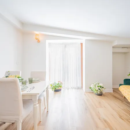 The Nest Masia Tiranasi Relajate Y Disfruta Escapada Con Encanto Cerca De Barcelona- Badalona